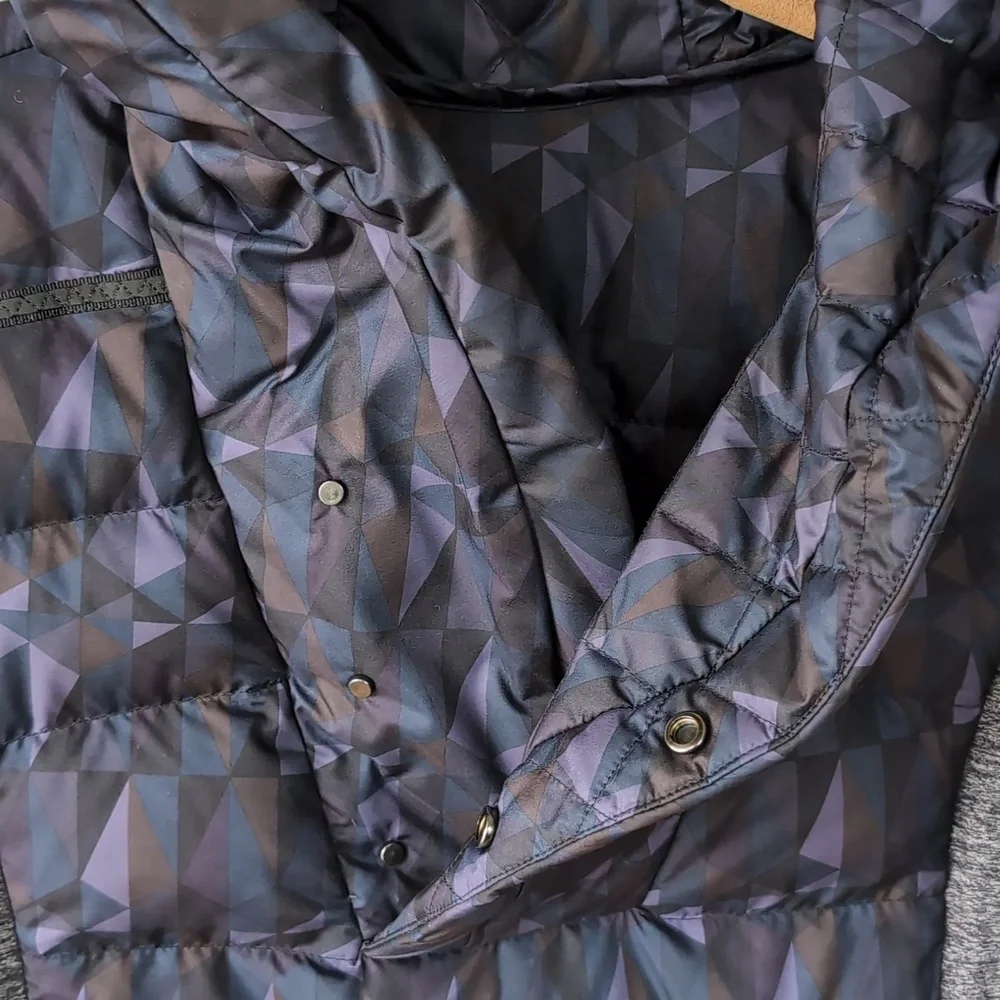 Lululemon Fluff Off Pullover Down Puffer Hoodie 6 Stained Glass